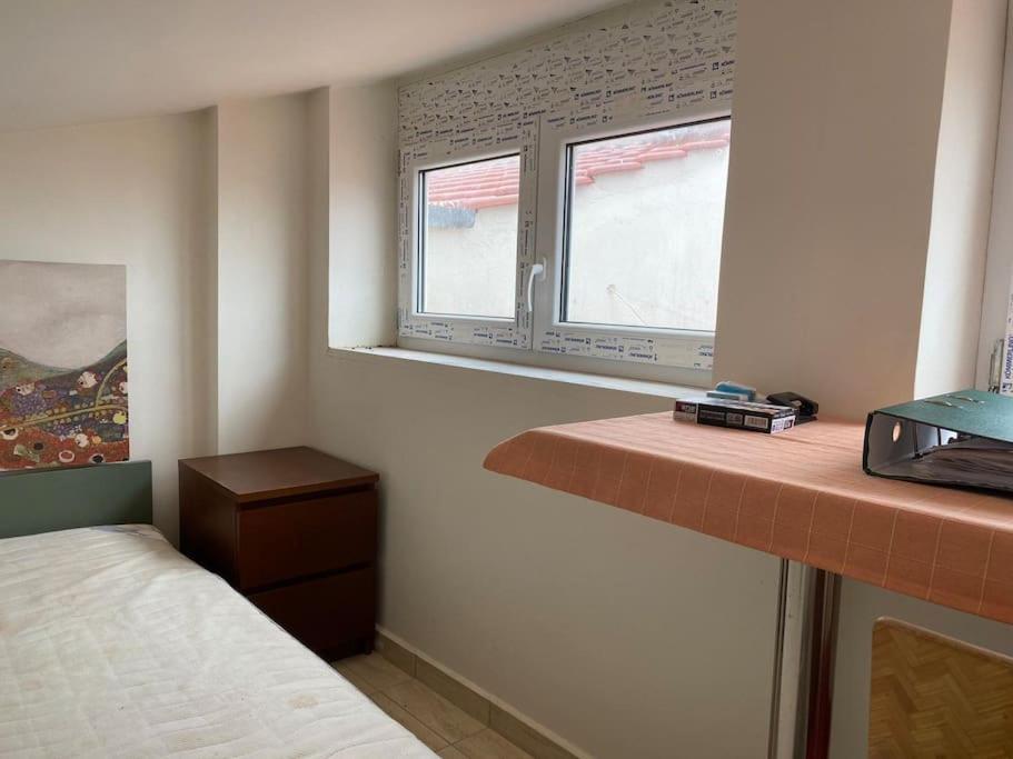 Penelope Apartment *